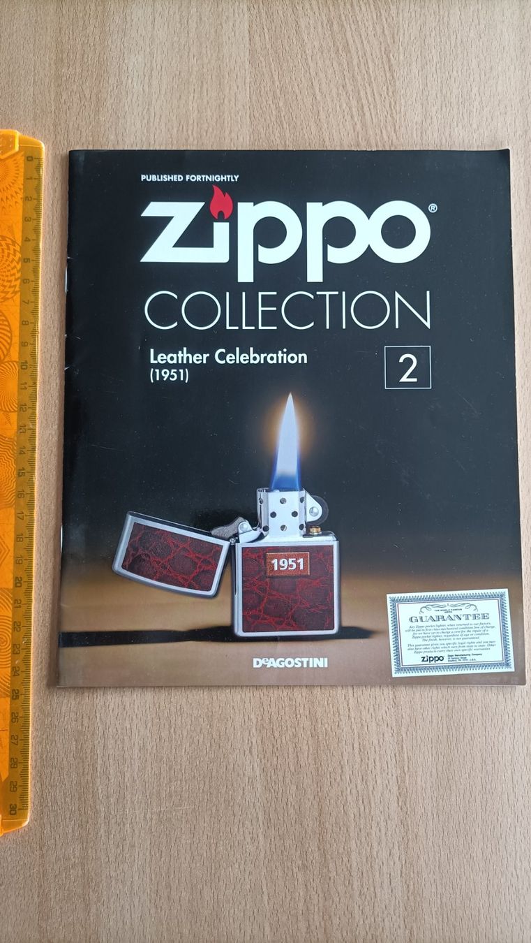 Zippo Feuerzeuge: Heft fascicule Zippo Leather 1951 – Neu (gemäss Beschreibung) aus Pampigny von Calypso06