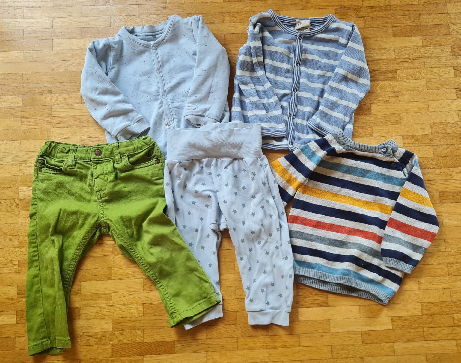 Lotti di vestiti: Gr. 74 Kleiderpaket – Usato da Wettingen venduto da Francesca011