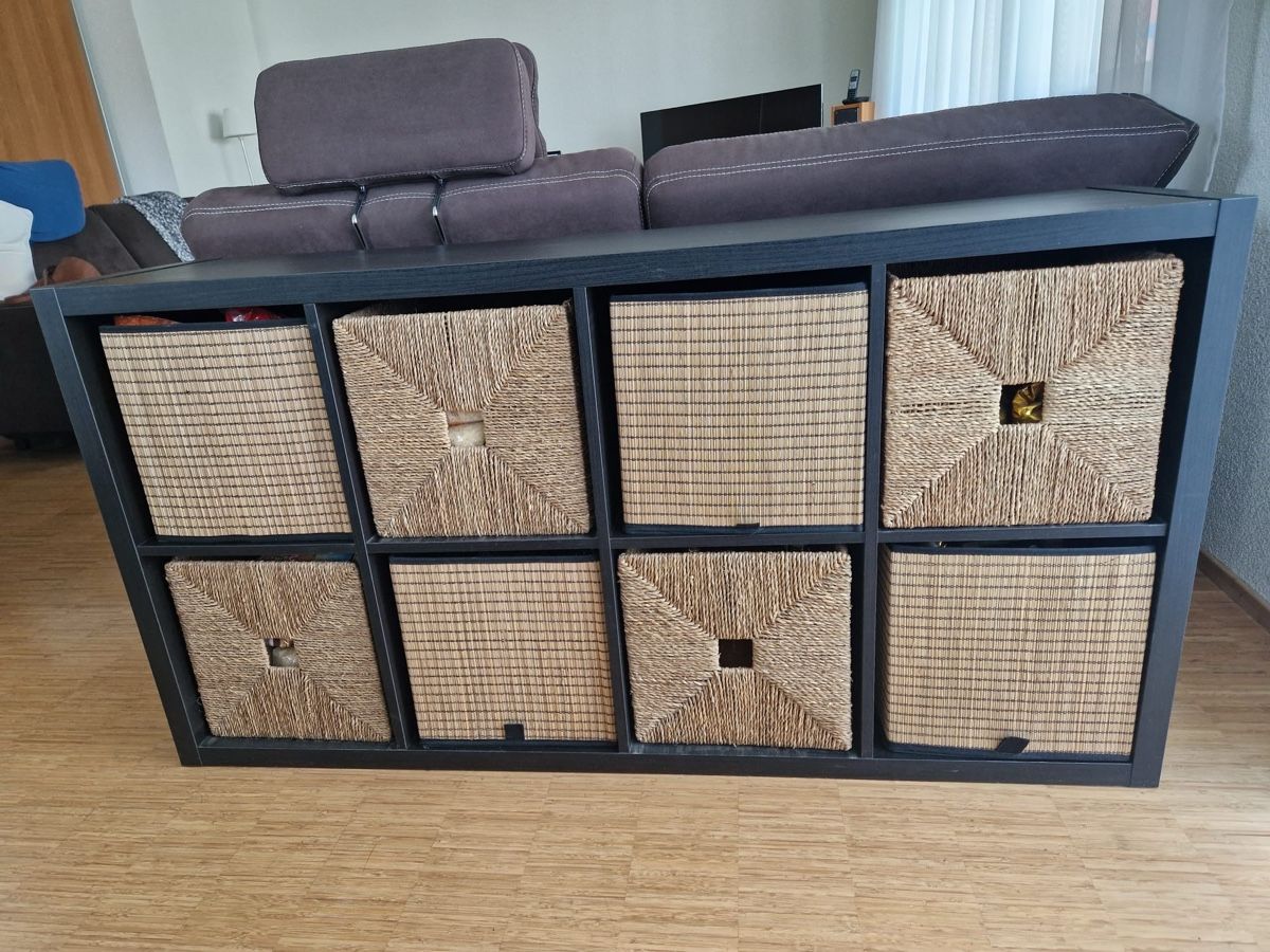 Cassettiere: Grosses Kallax Regal/Möbel mit 8 Körben – Usato da Arbon venduto da lua_sl9k
