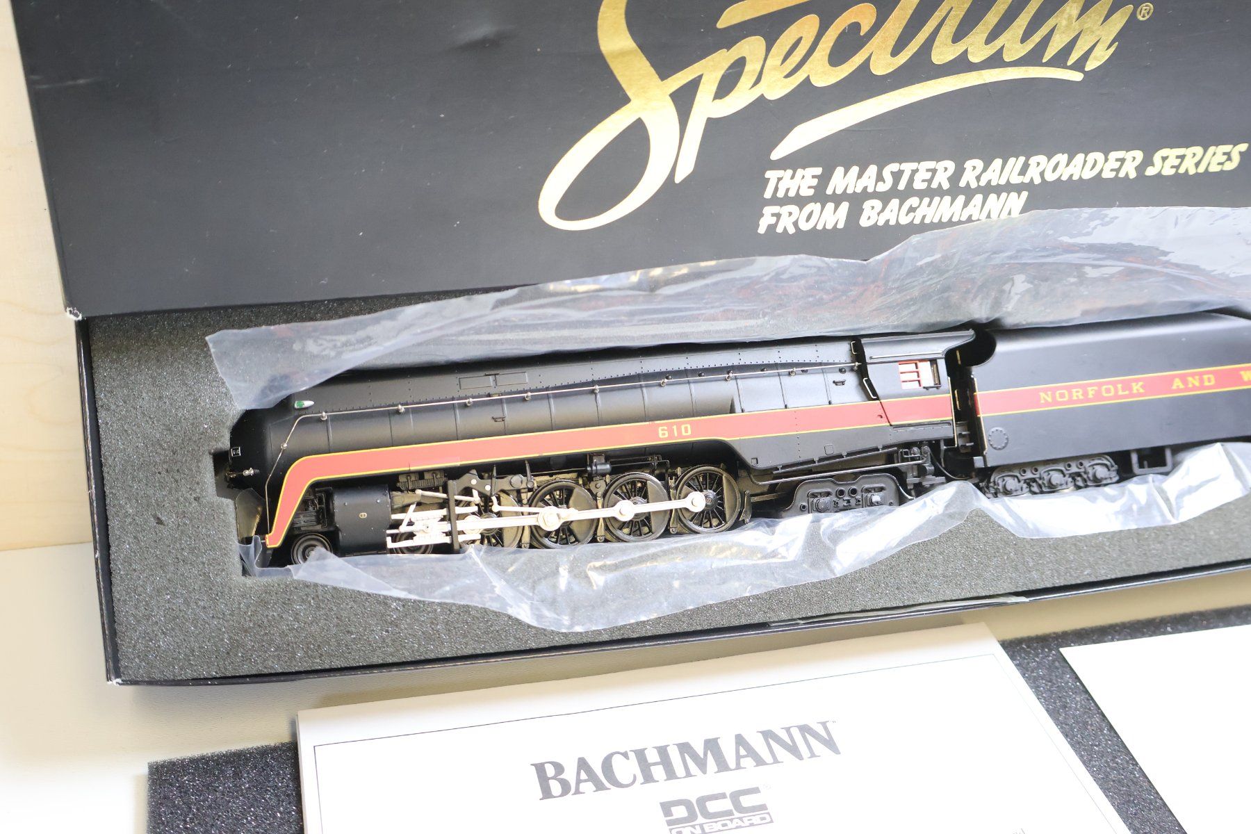 Spectrum Modelleisenbahnen: Spectrum US 4-8-4 Dampflok - DCC Digital 82121 H0 – Gebraucht aus Winterthur von Monstera 3