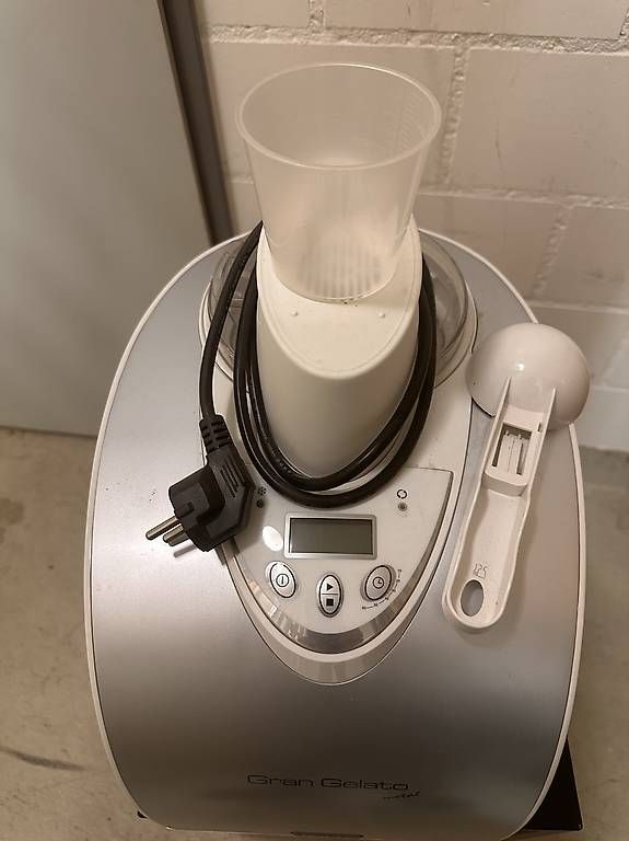 Appareils de cuisine: Glace Maschne – D'occasion à wallisellen par dem_7cyz