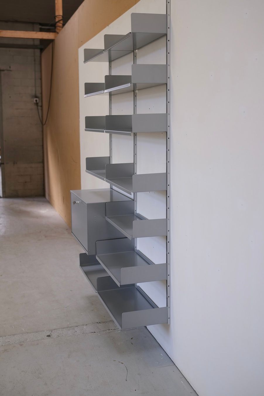 Vitsoe Étagères: Dieter Rams 606 Regalsystem VITSOE – D'occasion à Bern par Zmodern_CON 6