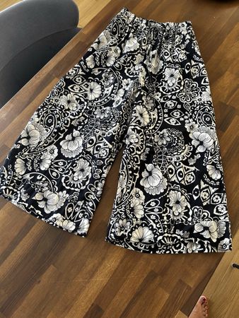 Traumhafter Hosenrock / Culotte weit & luftig – WIE NEU!