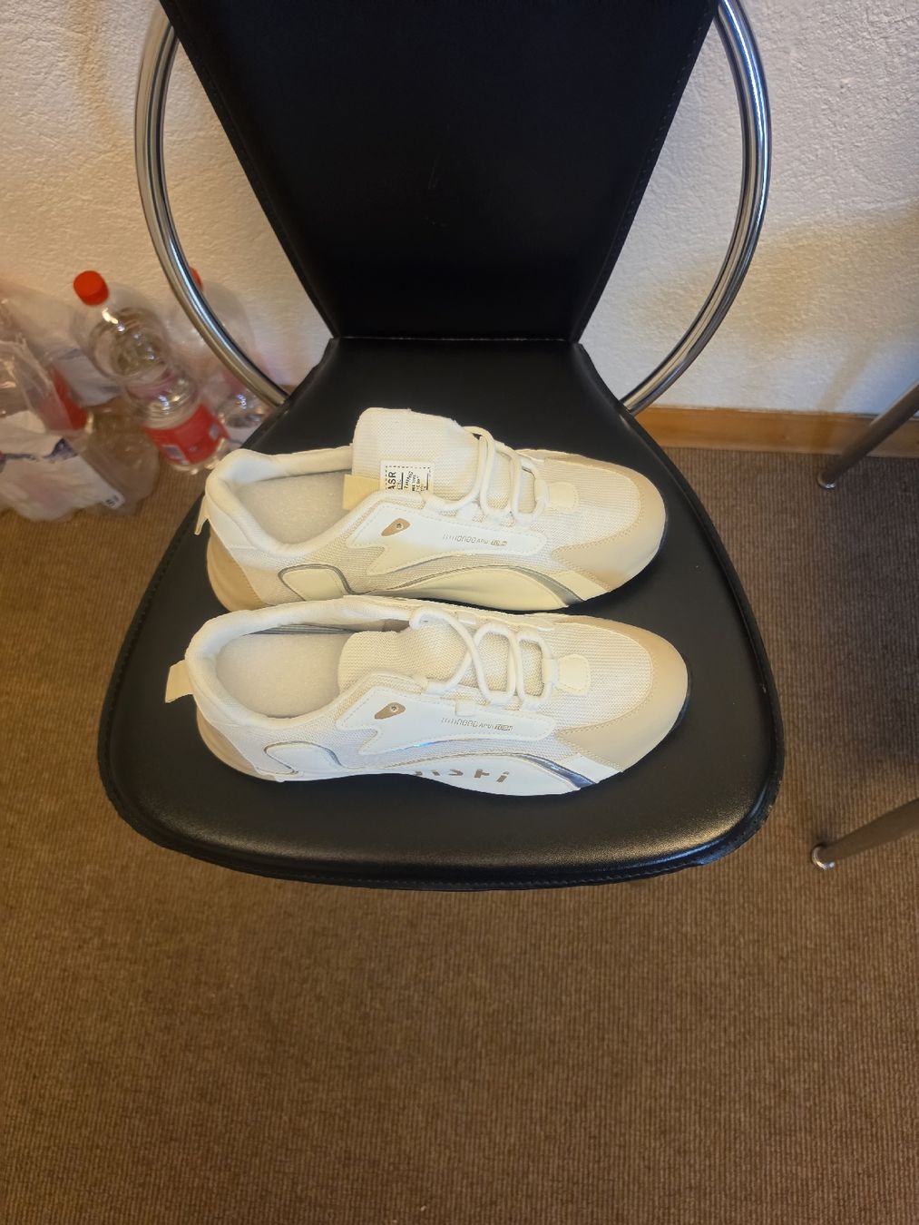 Herrenschuhe: turnschuhe – Neu (gemäss Beschreibung) aus Oberengstringen von con_2l5w 1