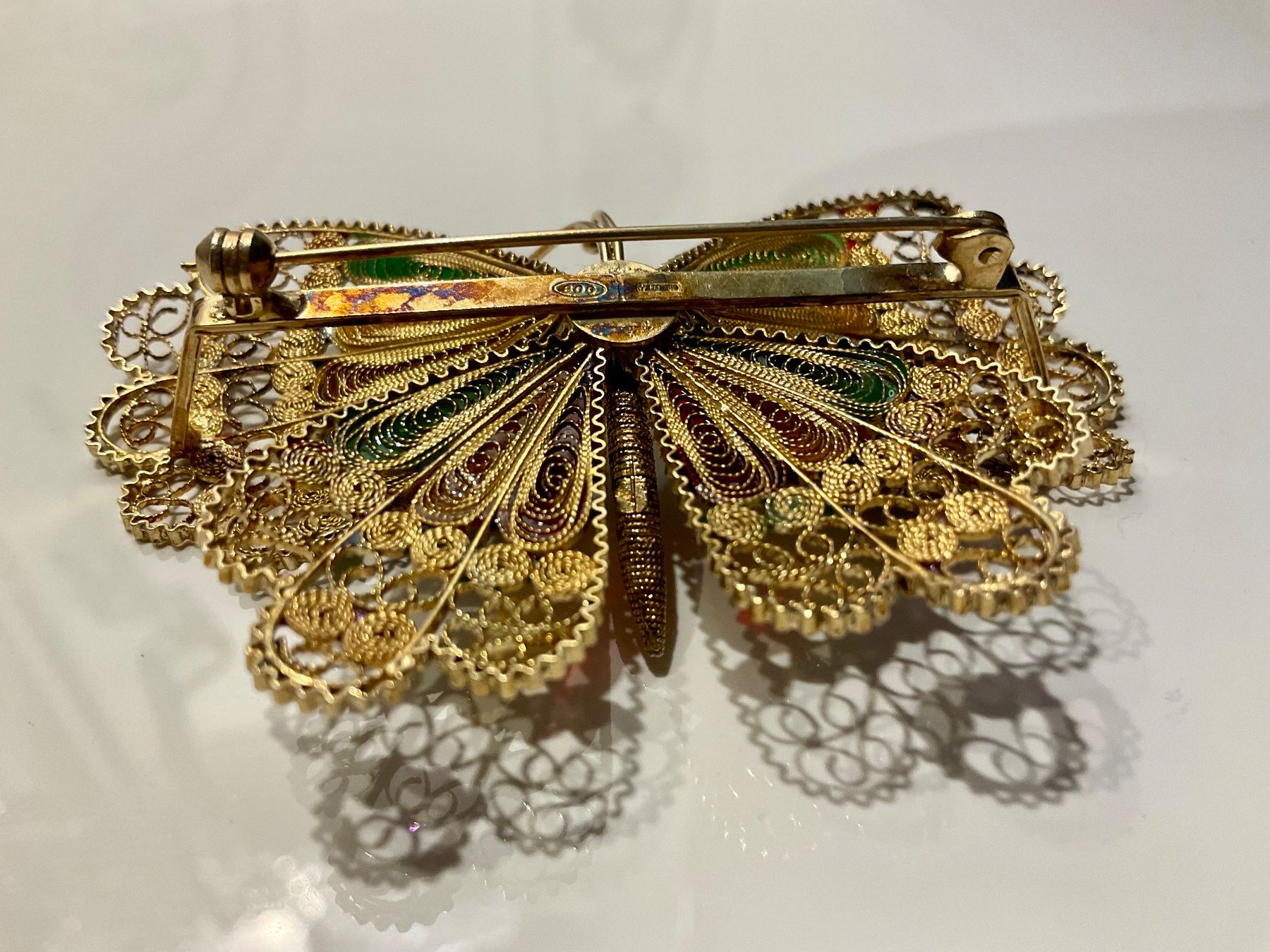 Broches & Aiguilles: Spilla elegante e raffinata – Neuf avec emballage d'origine à Bern par zero02 4