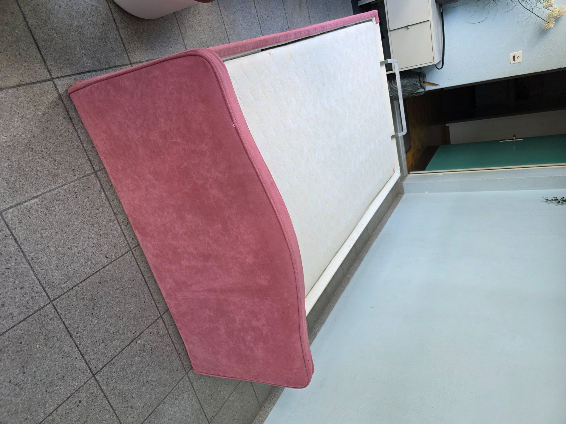 Letti: Superba Elegance Bett elektrisch verstellbar – Usato da Zürich venduto da mbu_nkj8 2