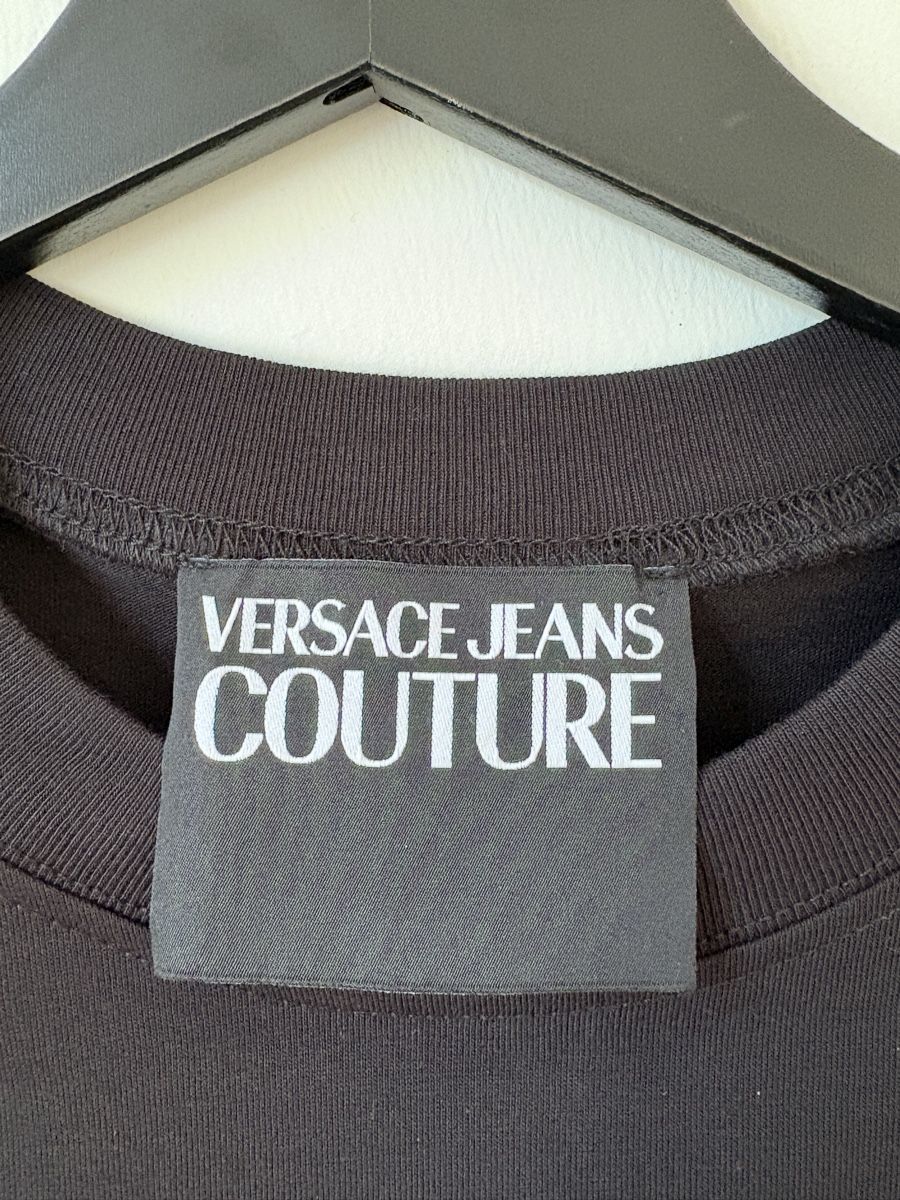 Versace T-Shirts: Versace Jeans Couture T-Shirt – Neu (gemäss Beschreibung) aus Malans GR von sim_6pjl 2