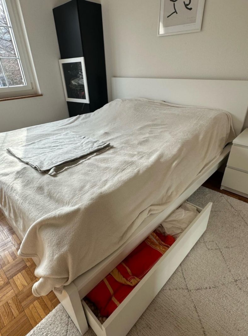 Letti: Ikea 180 bed with mattress  – Usato da Zürich venduto da aur_hfz7
