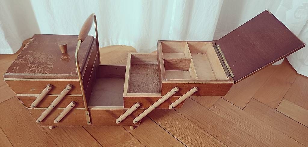 Contenitori & Simili: Nähkasten, antik – Usato da Basel venduto da Anna028 2