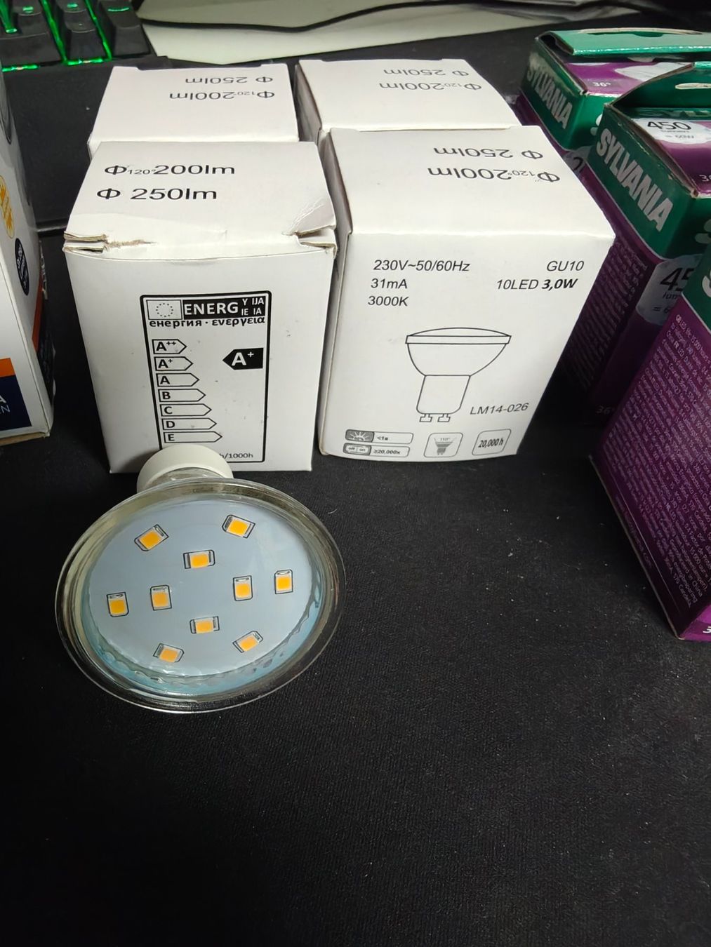 Kronleuchter & Deckenlampen: Lot 6 spots LED encastrés + 11 ampoules – Neu und originalverpackt aus Longirod von Mike_7773 5