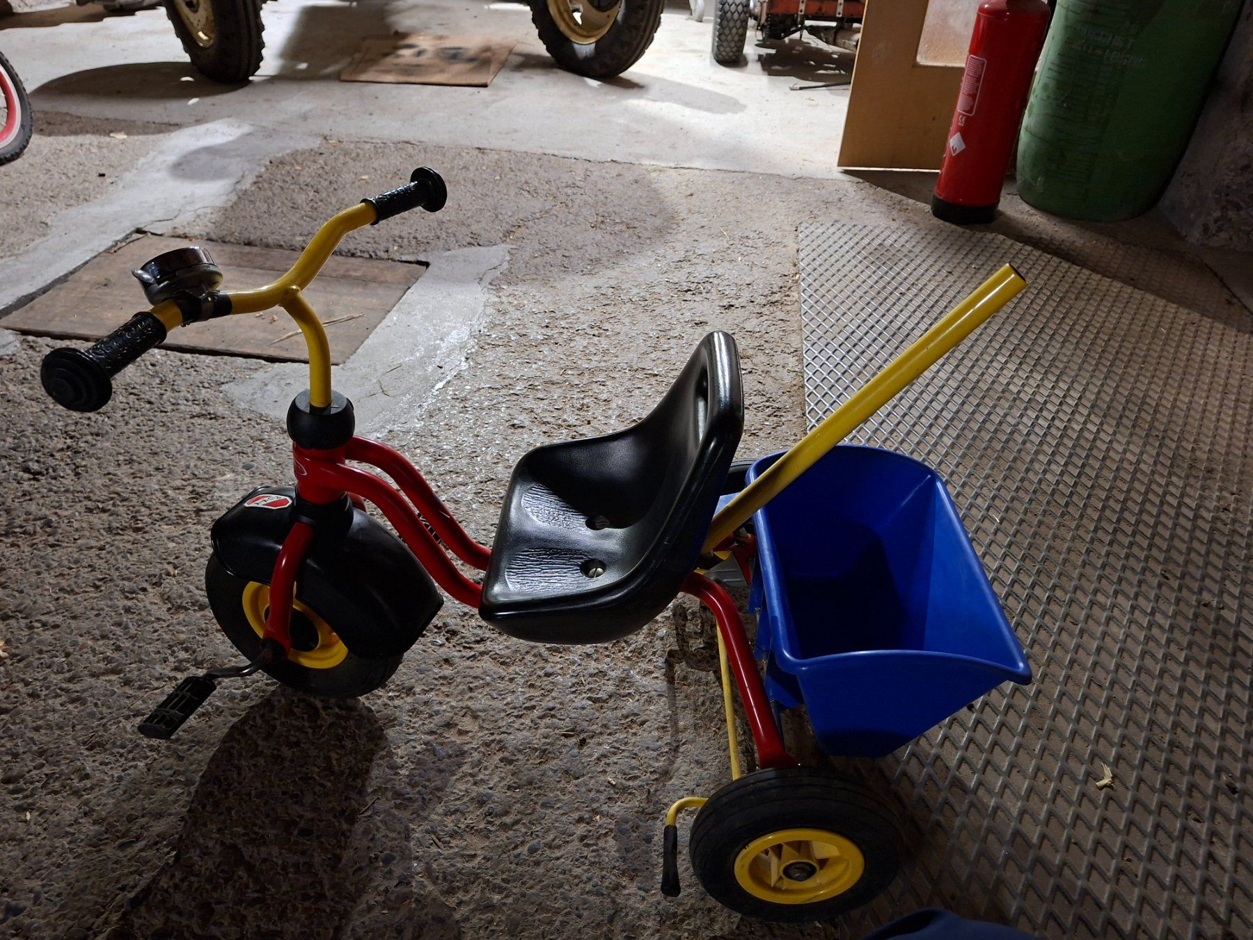 Puky Fahrzeuge für Kinder: Kinder Dreirad Puky – Gebraucht aus Möriken AG von traktorb78 3