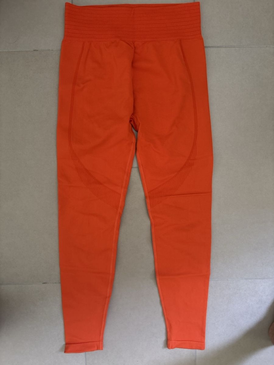 H&M Leggings: Sport leggins Orange M Move – Usato da Zürich venduto da BKana