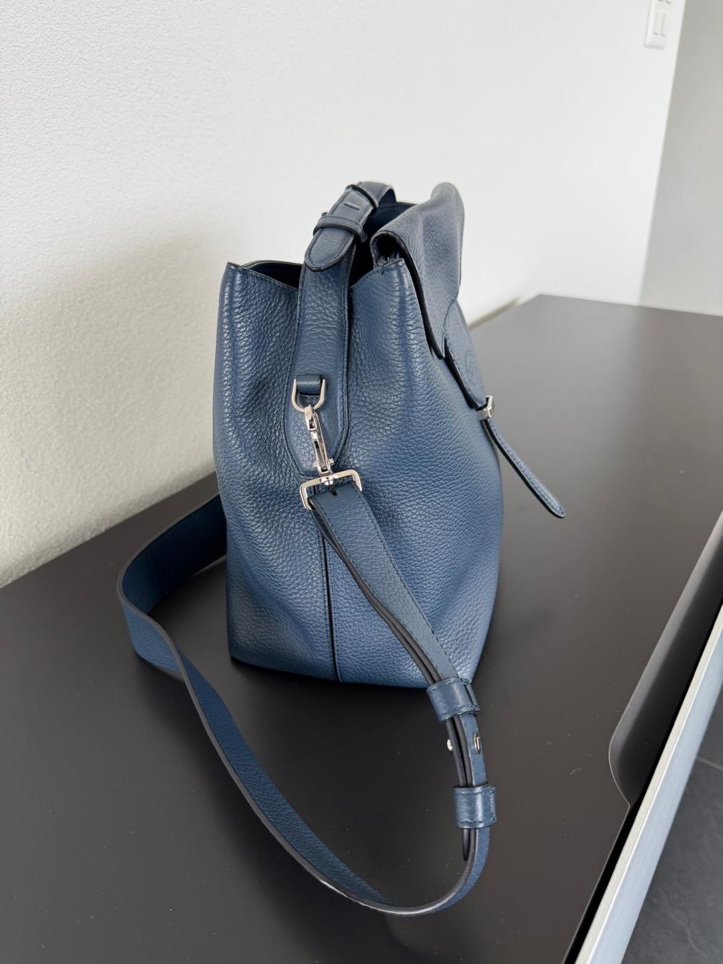 Tod'S Borse da donna: Tod's Handtasche aus Leder, blau – Usato da Liestal venduto da KUBULI28 1