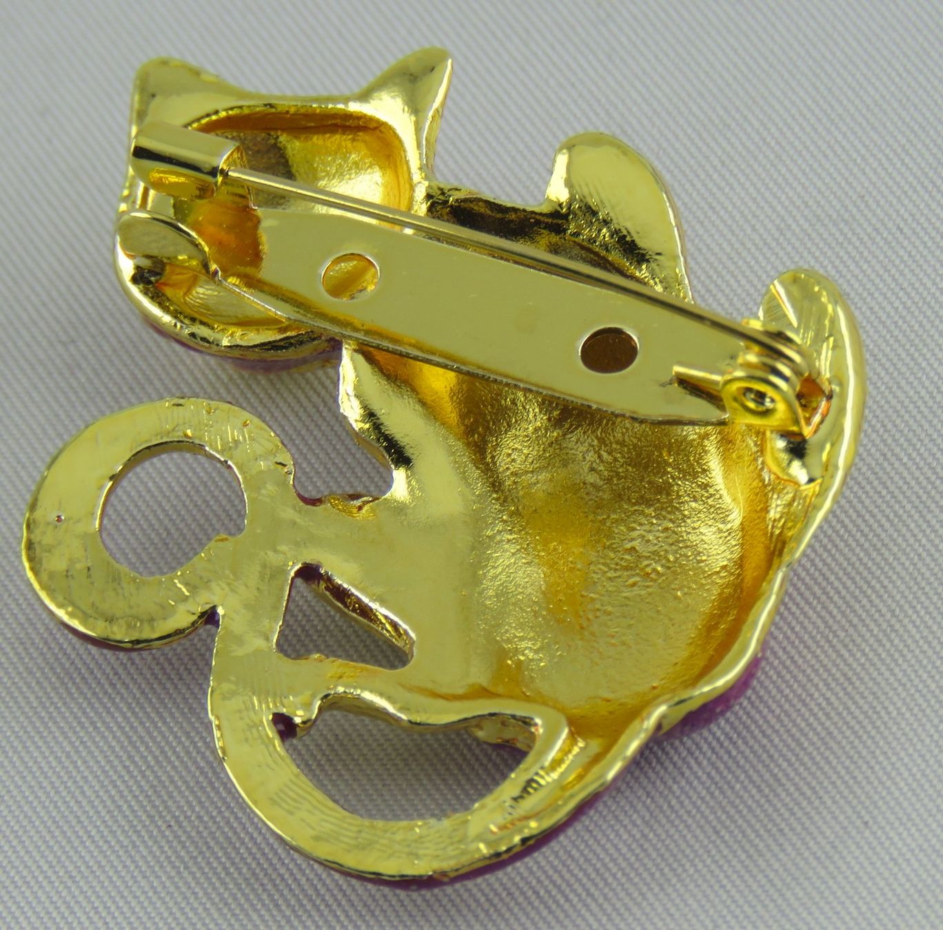 Broches & Aiguilles: Brosche - KATZE - Lila - Glitzersteine - Neu – Neuf avec emballage d'origine à Grenchen par Yamahwildstar16 3
