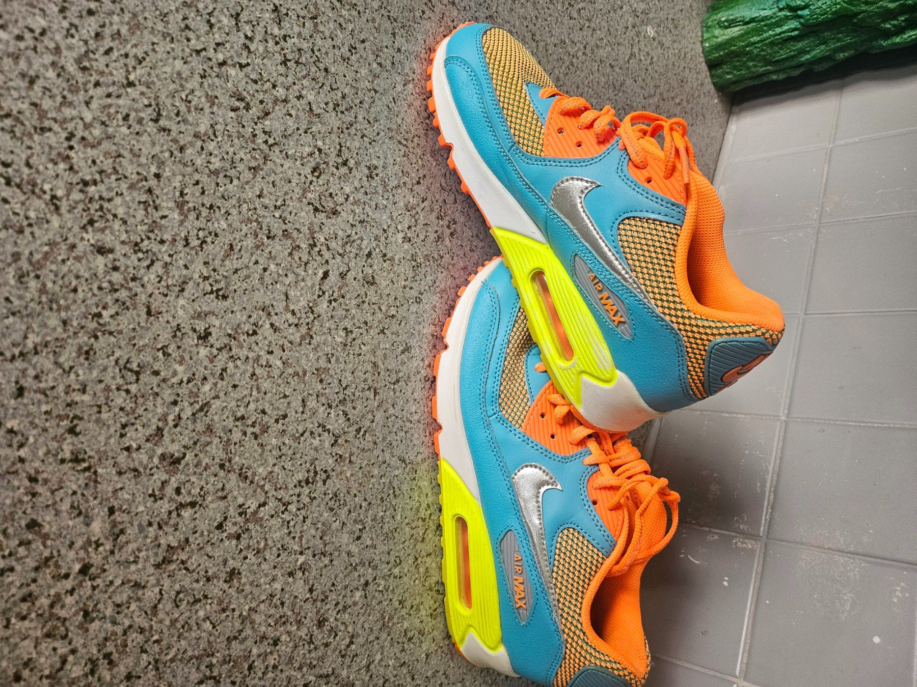 Nike Scarpe da donna: Nike Air Max- Kultmodell in 38.5***** – Usato da Triesen venduto da Teddyeddy 2