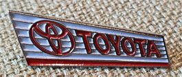 B567 - Pin Toyota Logo Emblem