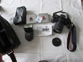 Canon EOS 500N Spiegelreflexkamera mit Zubehör