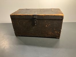 Antike Holztruhe ca. 59 x 30 x 31cm H ab 1.-