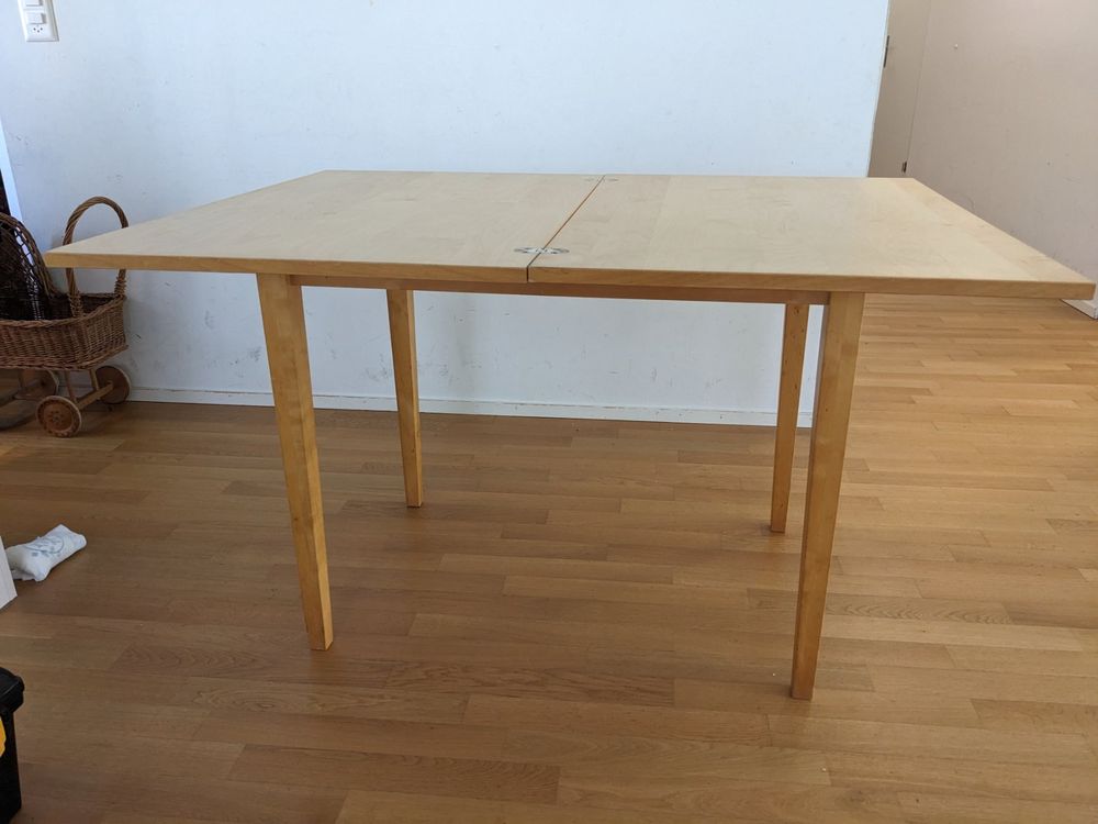 Ikea Holztisch zum ausklappen Kaufen auf Ricardo