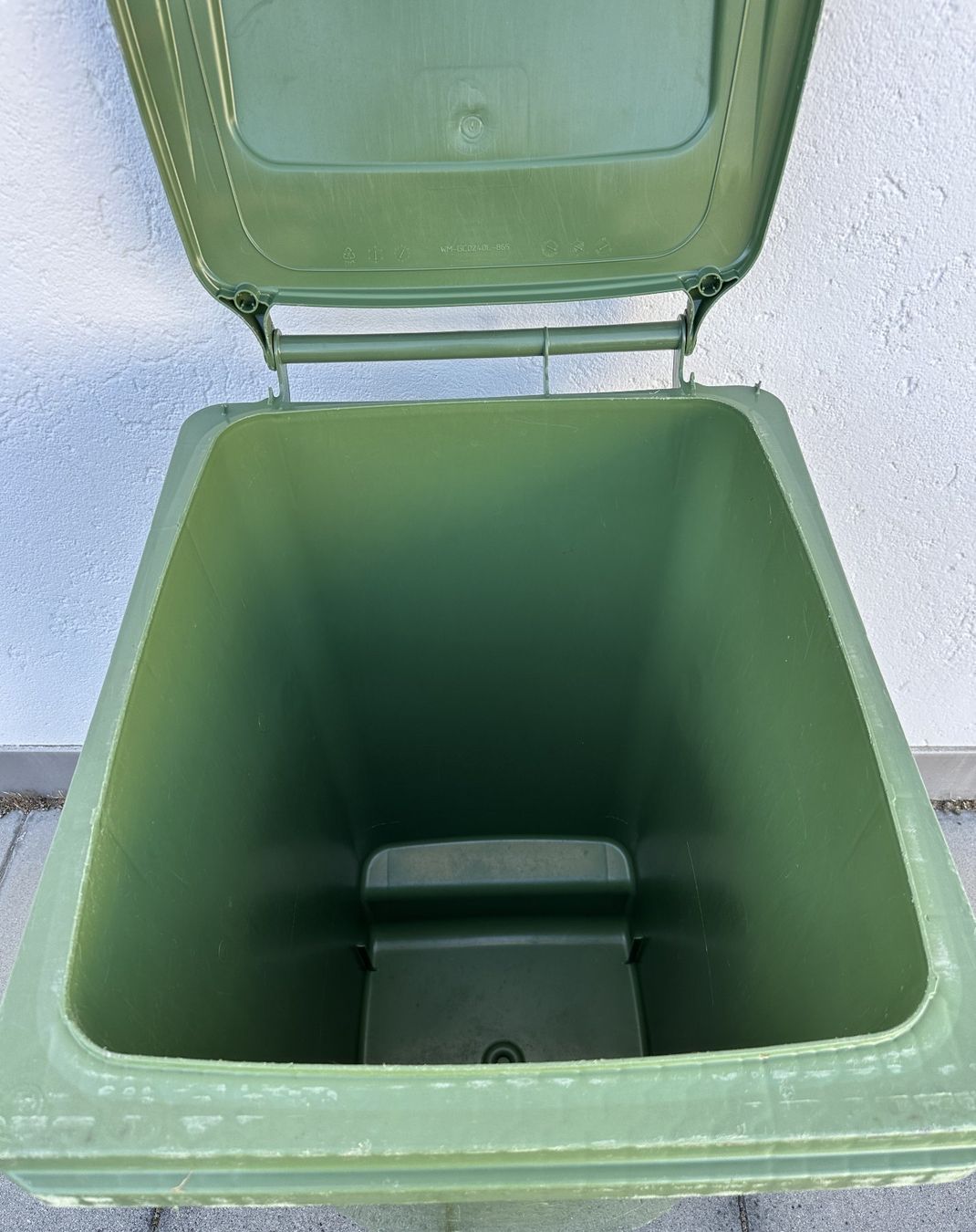 Altro per Ufficio & Commercio: 240 Liter Kompostbehälter Grüncontainer ESE – Usato da Hergiswil NW venduto da hpb_9bvx 2