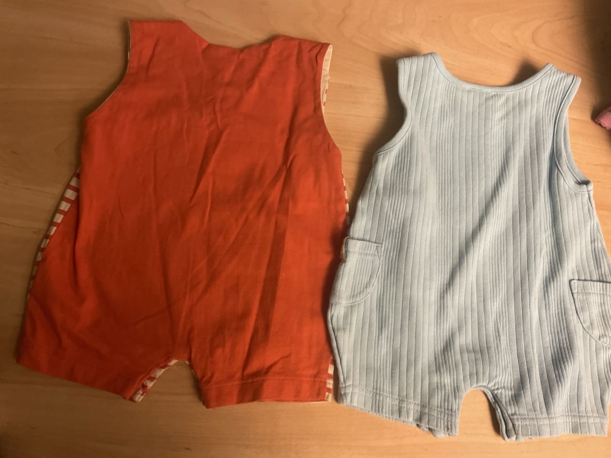Pagliaccetti: 2 Sommer Strampler Gr 56 hellblau/orange gestreift  – Nuovo (secondo la descrizione) da Obergerlafingen venduto da cabo4 1