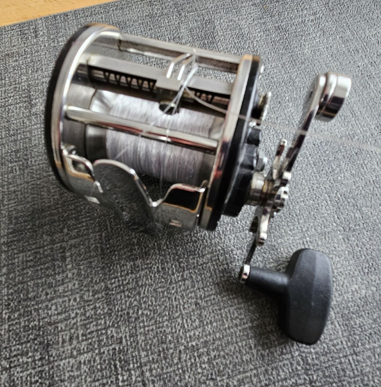 Tamburi & Mulinelli: Penn peer 209 links hand Multirolle. Preisreduktion. – Usato da horgen venduto da adrenalin9 2