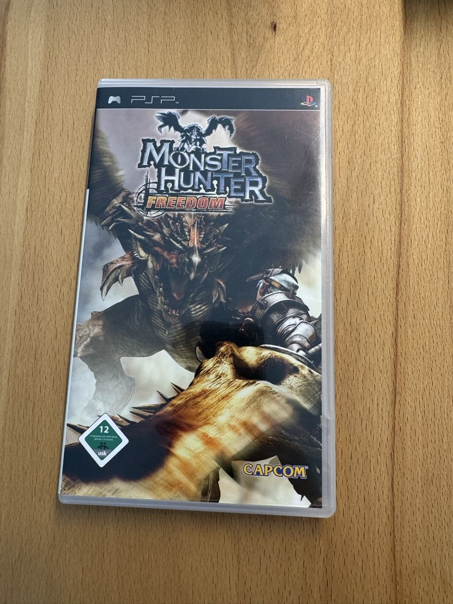 Giochi: Monster Hunter Freedom PSP Game – Usato da Wil SG venduto da eid_m7ks