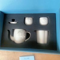 Edles Tee-Set aus Porzellan, unbenutzt, Top Zustand!