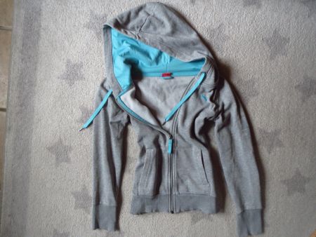 stylische PUMA Damen Hoodie Jacke Gr 34/ XS