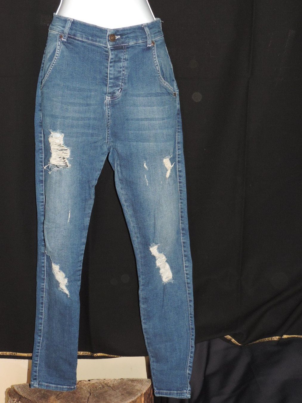 Jeans: jeans bleu foncé – Usato da Genève venduto da Axelle333 1