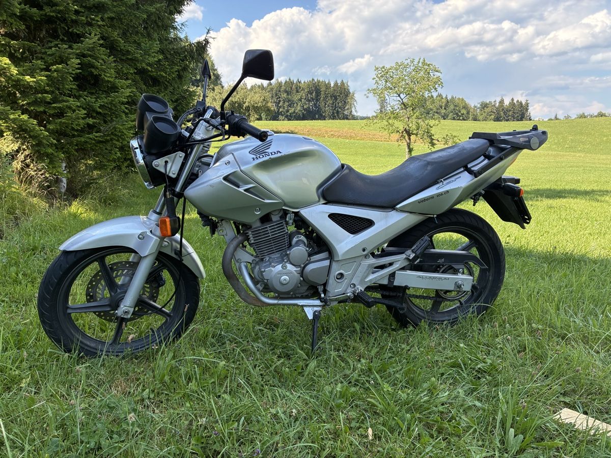 Honda Strada: Honda 250 – Usato da St. Gallen venduto da zx10r 2