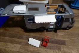 Grosser Spielzeug Camper mit Antrieb