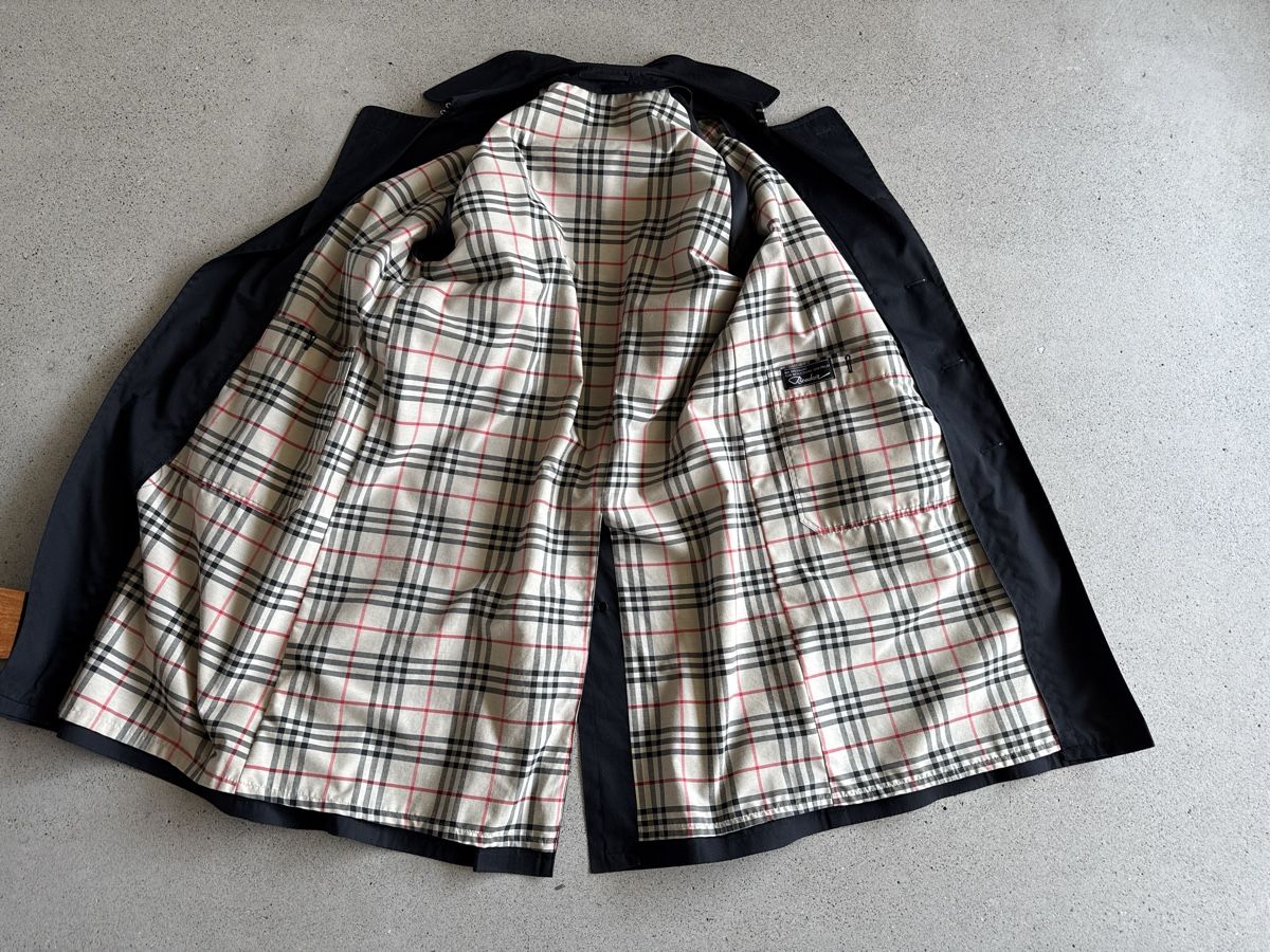Burberry Cappotti: Herrenmantel Gr 56 mit Burberry Futter – Usato da Richterswil venduto da Solemare47Nicole 3
