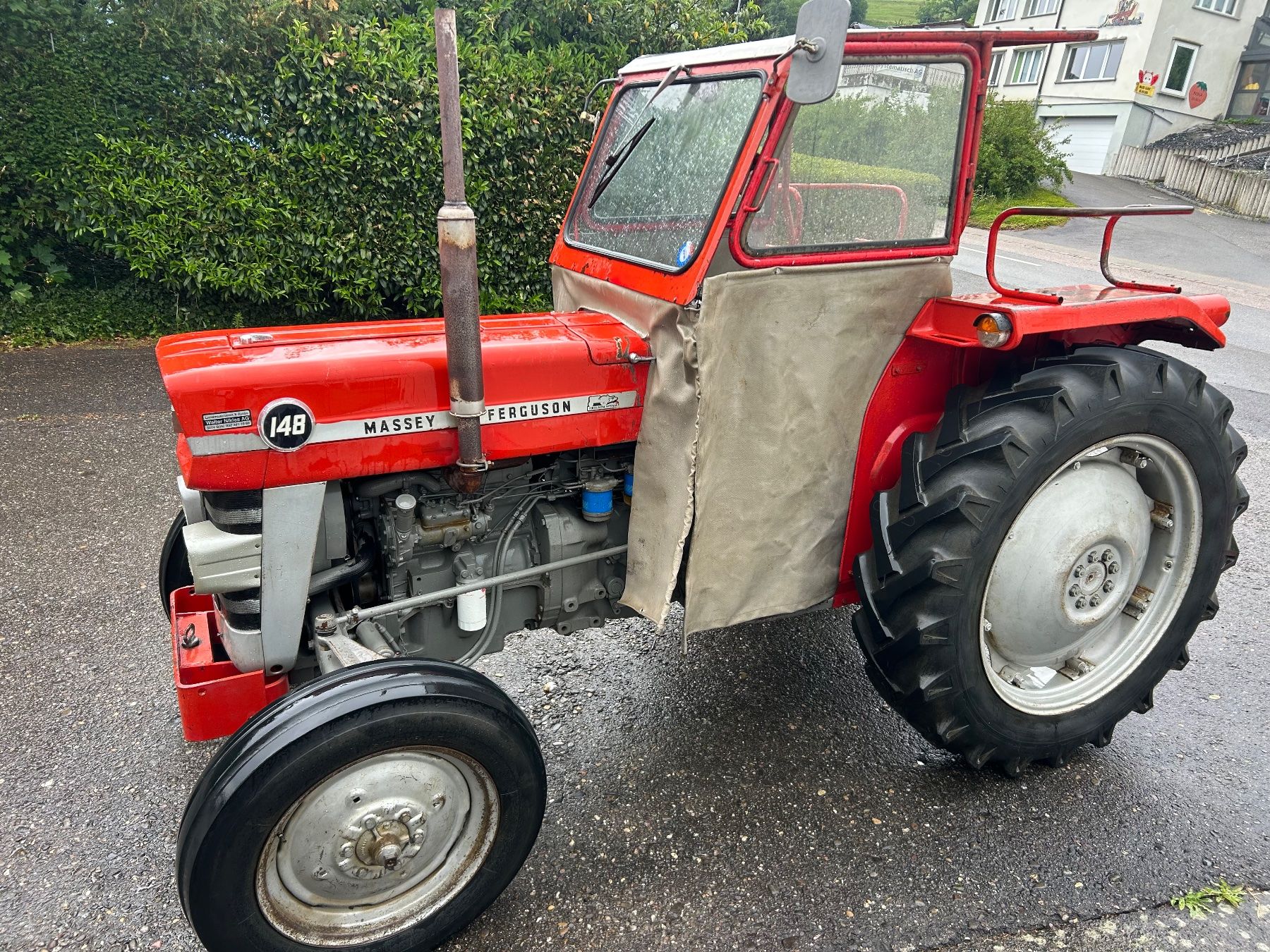 Massey Ferguson Tracteurs: Traktor   Massey —  Ferguson  148 – D'occasion à Frick par hipi33 3