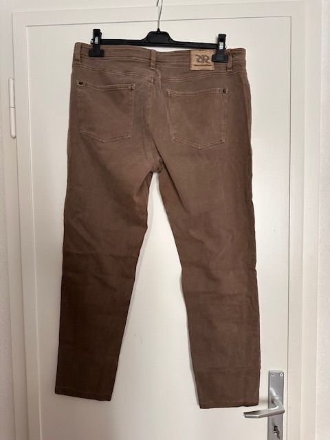 Raffaello Rossi Jeans: Jeans Raffaello Rossi beige-marron Taille 40 – Nuovo (secondo la descrizione) da Lausanne venduto da Magic1900 1