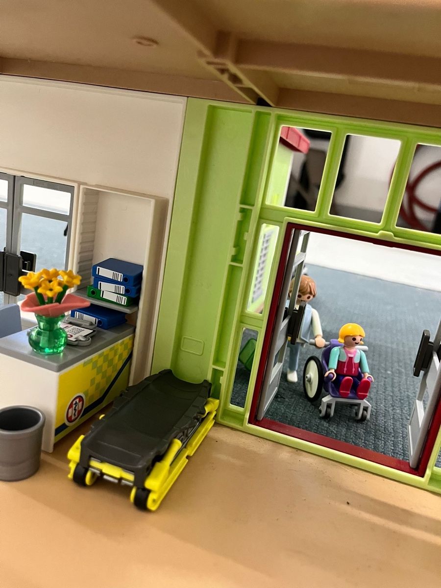 Playmobil Giocattoli: Playmobil Krankenhaus – Usato da Rickenbach LU venduto da Haefliger03 2