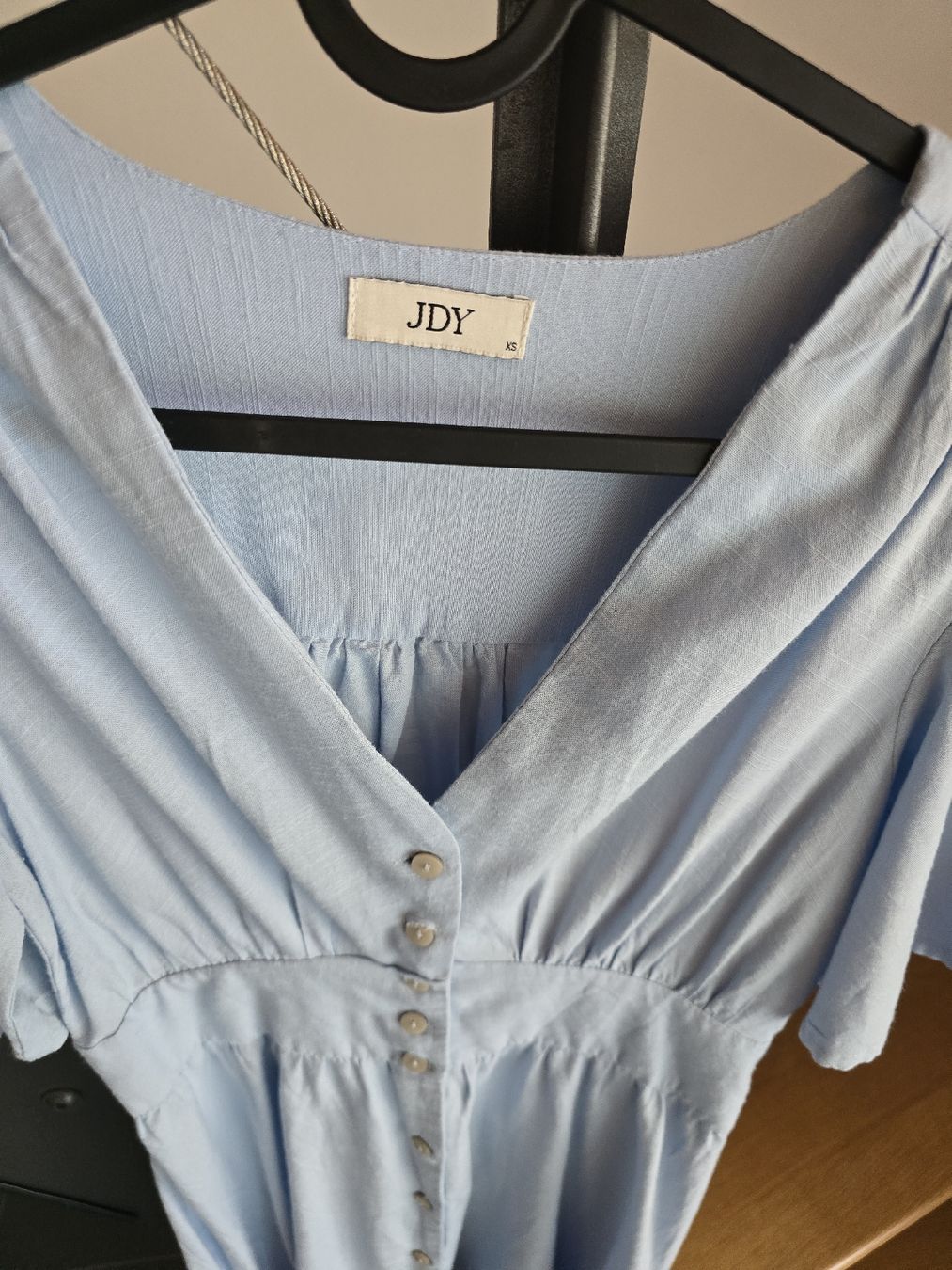 H&M Lotti di vestiti: 3 wunderschöne Sommerkleider in XS – Usato da Wolfwil venduto da chipsyyy 1