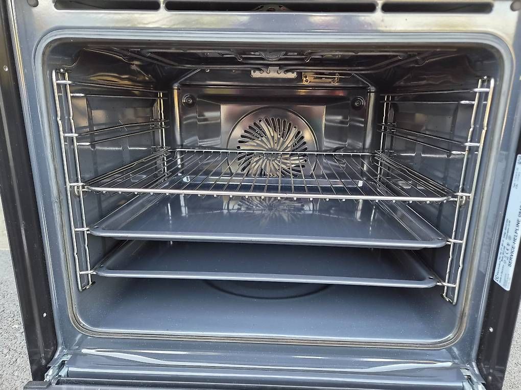Electrolux Forni: Four Electrolux EB7L4WE – Usato da Botyre (Ayent) venduto da oli_89x7 1