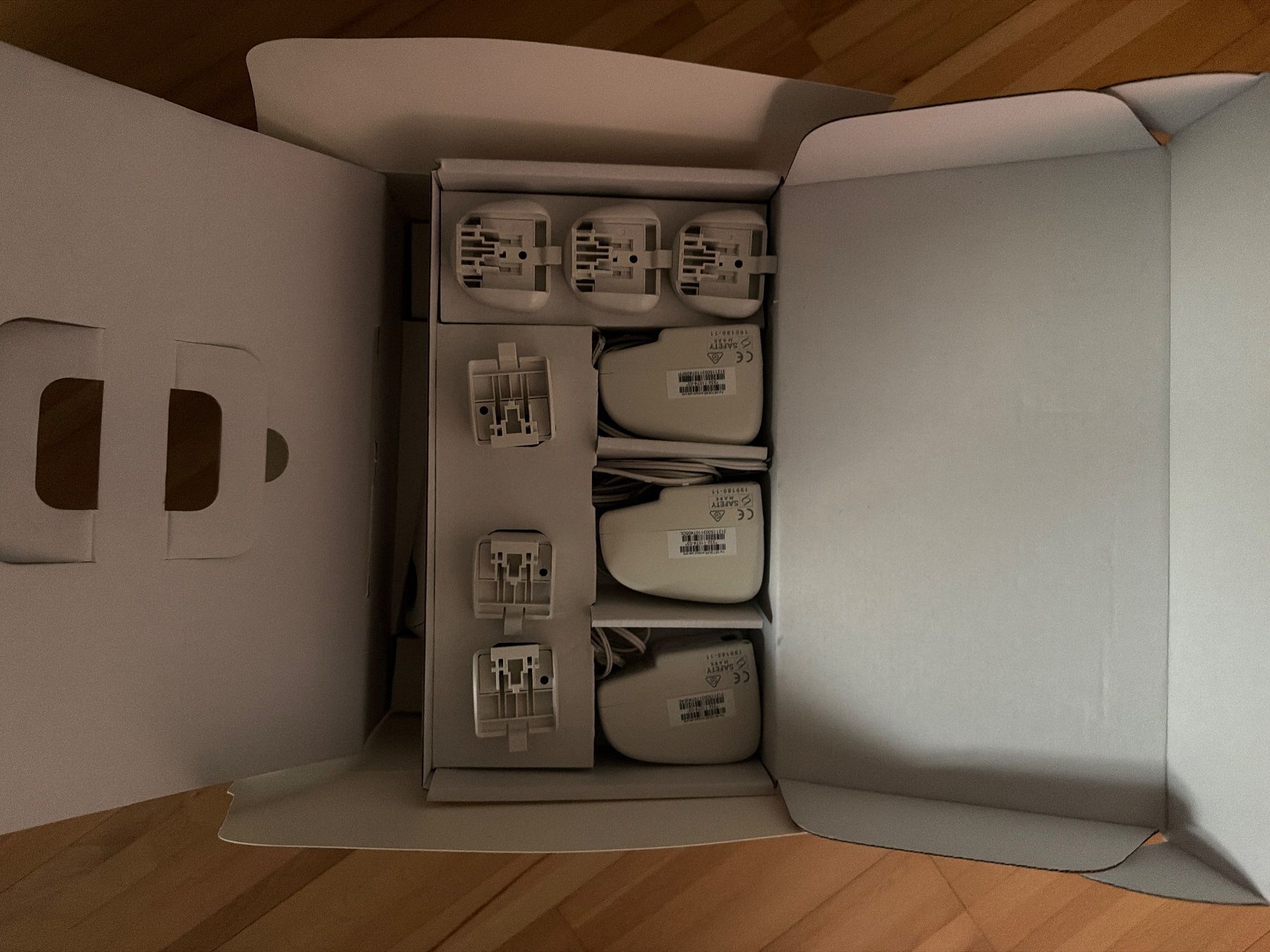 Netgear Modem & Router: Netgear RBR350 – Usato da Eschenbach SG venduto da HerrKartoffel23 5