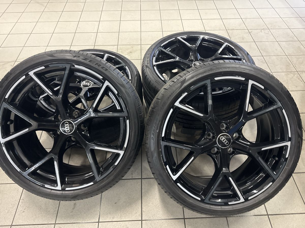 Pneumatici & Ruote complete: Audi Rs3 Sommerkompletträder – Usato da Oftringen venduto da lar_569b