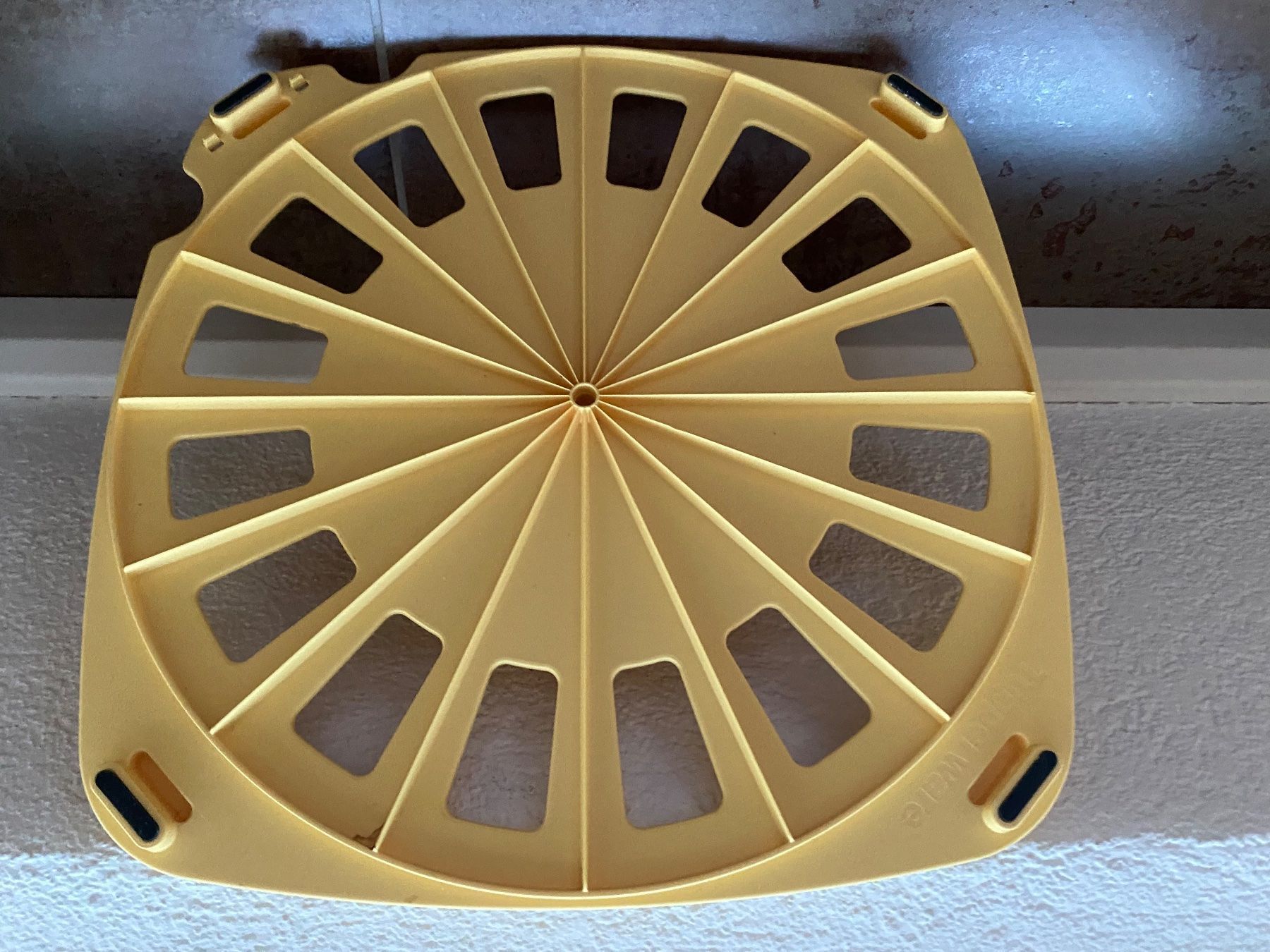 Tupperware Sciablone: Gipfelischablone – Nuovo (secondo la descrizione) da Bülach venduto da Jackybabue 1