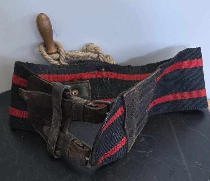 Gürtel: Alter Schweizer Feuerwehrgurt / Haltegurt (88 cm) – Gebraucht aus Flums von Flumsantik