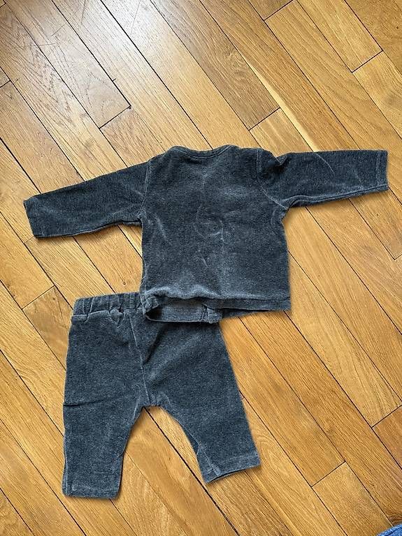 H&M Lotti & Set di vestiti: Hose und Jäckli aus Samt Gr. 68 – Nuovo (secondo la descrizione) da Zürich venduto da Soschi-25 2