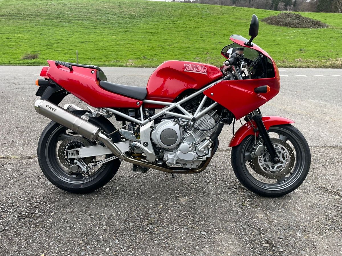 Yamaha Strada: Yamaha TRX 850 – Usato da Eglisau venduto da retep1973 1