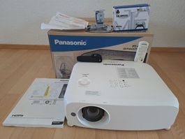 🔥Neuer Lampe💡PANASONIC PT-VZ570🎥WUXGA🎞️3LCD🚀BEAMER✨🔧🎬