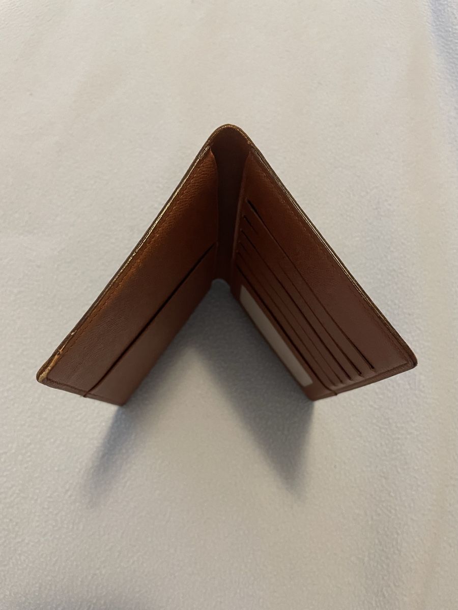 Louis Vuitton Portafogli: Porta documenti Louis Vuitton – Usato da Gorduno venduto da cha_9lgw 3
