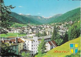Davos Blick auf Davos und Tinzenhorn GR