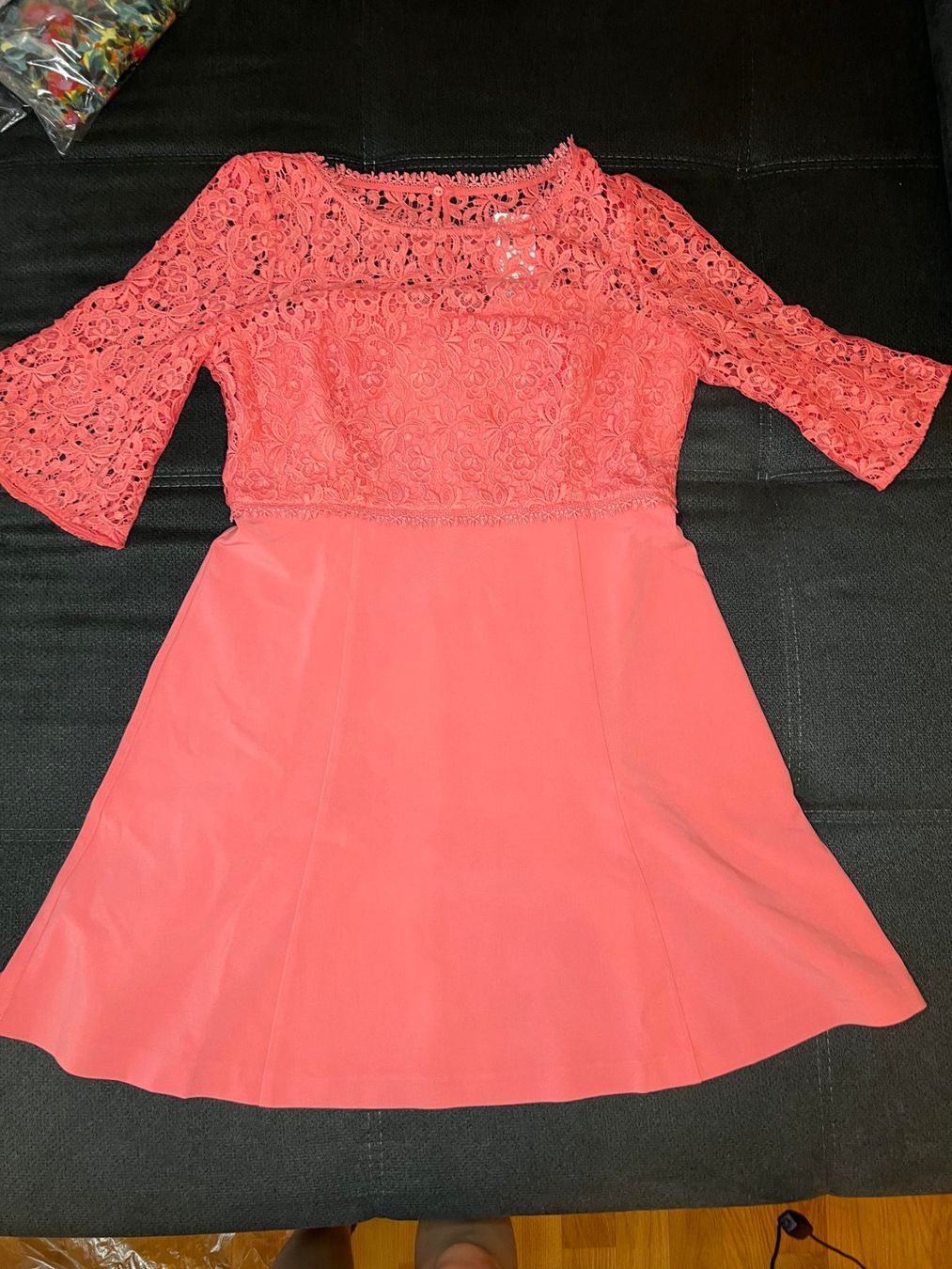 Kleider: Neues Kleid L – Neu und originalverpackt aus Riehen von edu_92w7