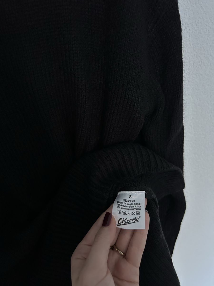 Pulls & Sweat-shirts: Schwarzer Strickpullover mit Kragen, Grösse S – Neuf (Voir description) à Chur par faja7000 3