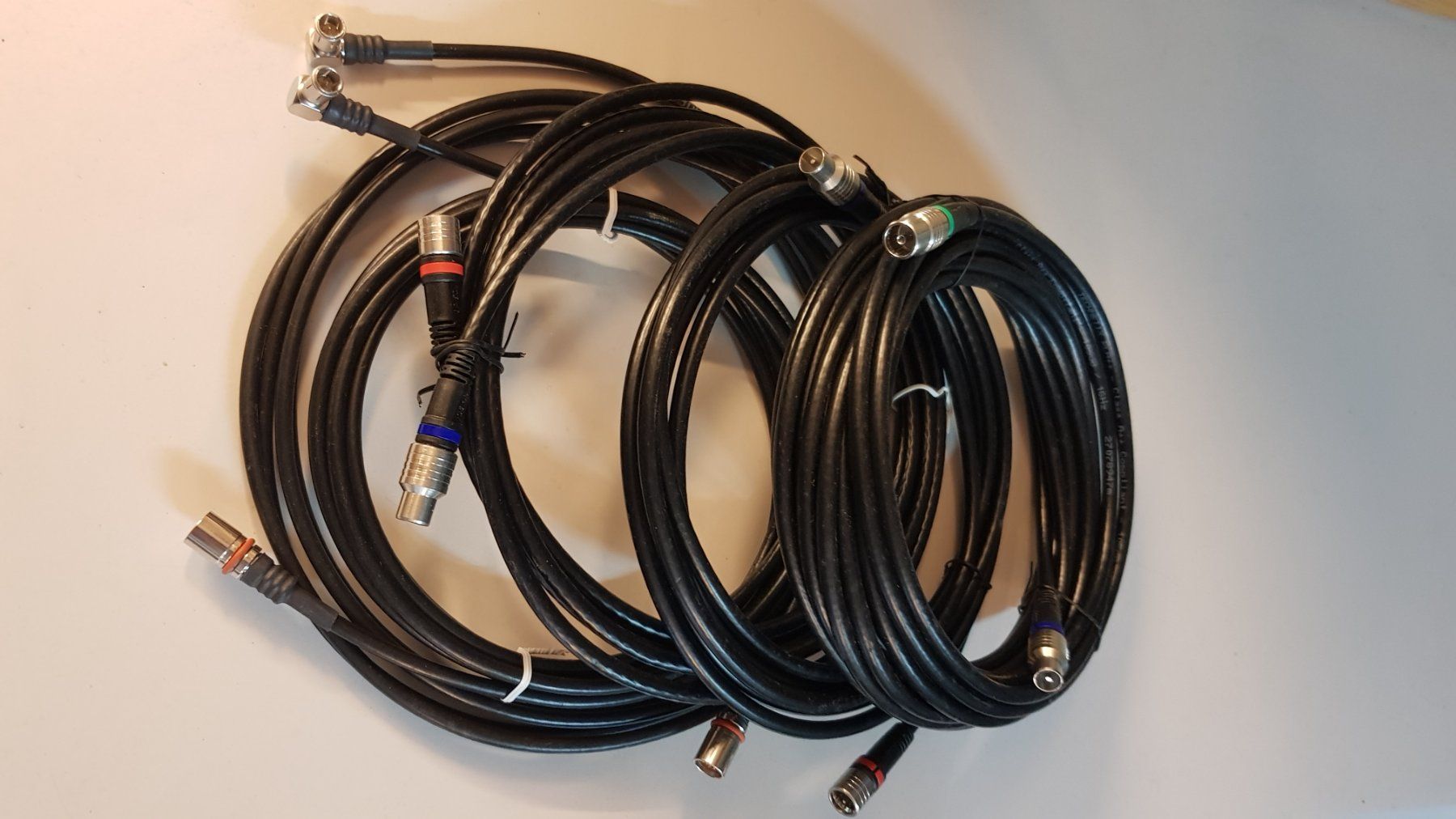 Cavi: 5x Koax-Kabel (neu) – Nuovo (secondo la descrizione) da Frauenfeld venduto da Tozz